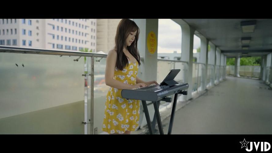 18+游戏女性的相关介绍