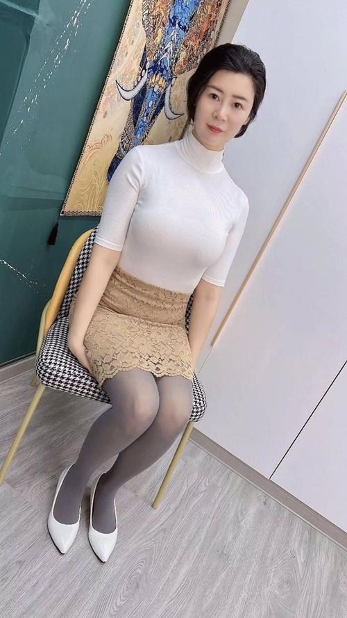 亚洲av少妇高潮的相关介绍