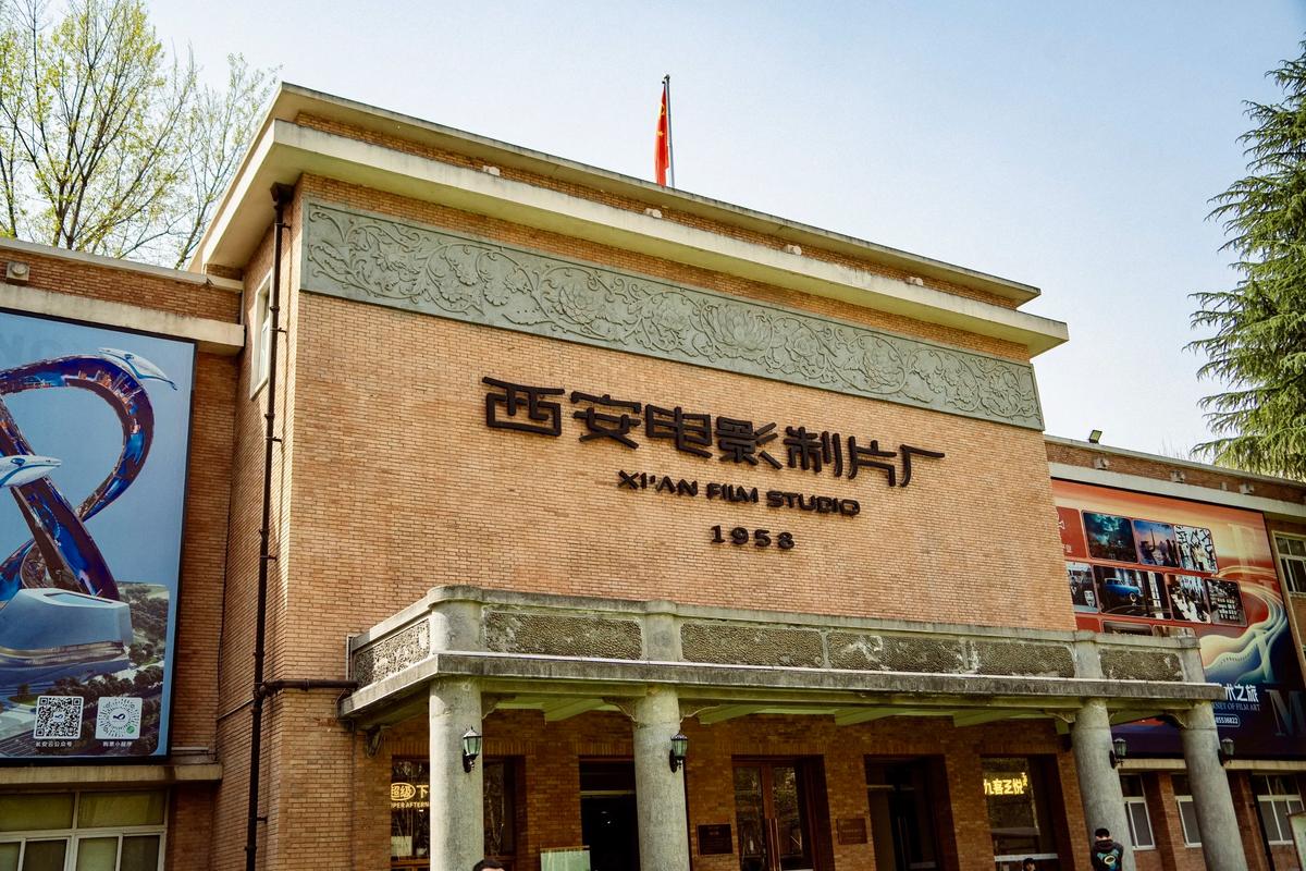岛国毛片久久的相关介绍