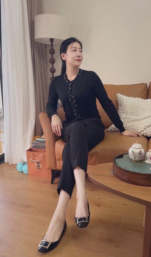美女下部免费看的相关介绍