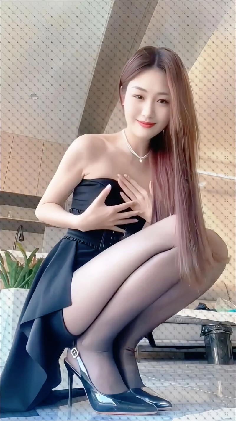 女人18免费的相关介绍