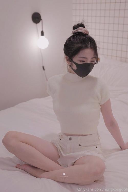 一边揉一边摸的视频的相关介绍