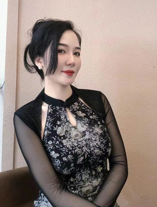 手黄脚黄是什么原因引起的女性的相关介绍