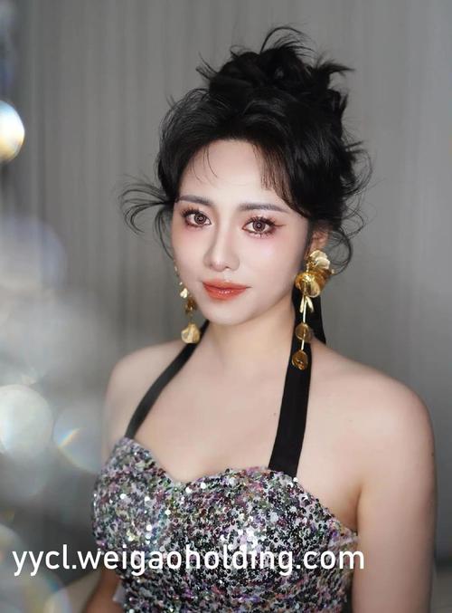久久久精品人妻少妇一区二区的相关介绍