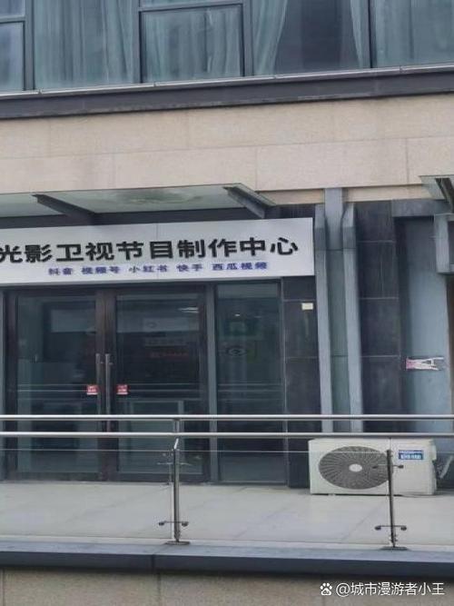 少妇人妻文学的相关介绍
