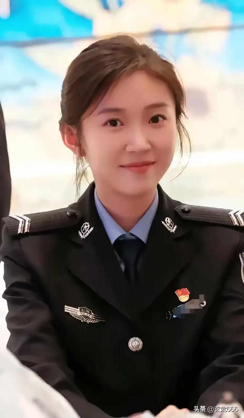 18岁女孩手表的相关介绍