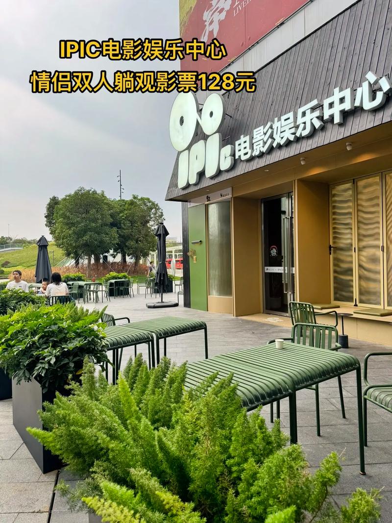 18岁少女黄色的相关介绍