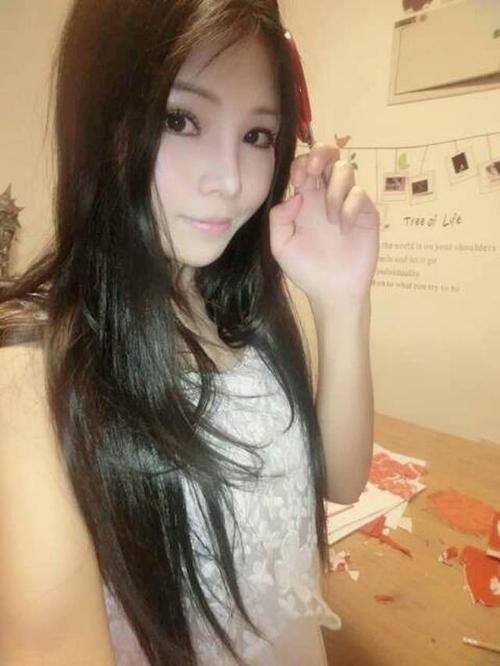美女黄18以下禁止观看叫床的相关介绍