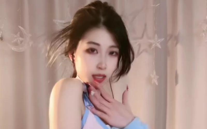 色婷婷久久av久久的相关介绍