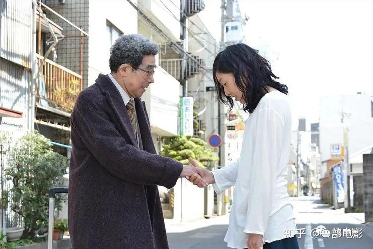 超碰少妇av的相关介绍