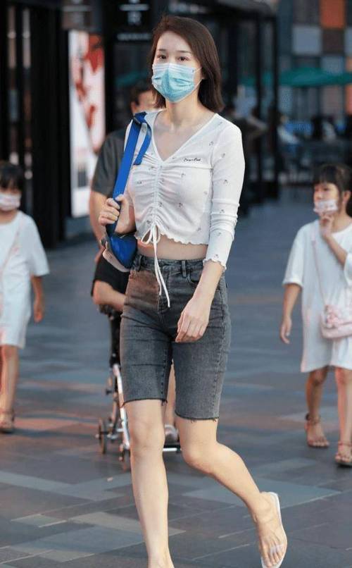 半岛电影院的相关介绍