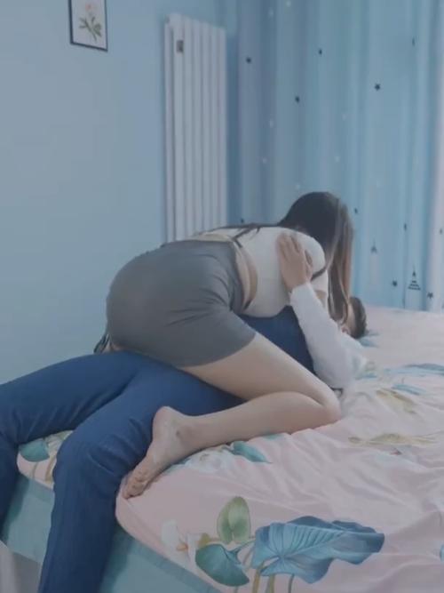 999人妻少妇的相关介绍