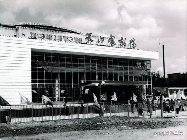 操少妇老师的相关介绍