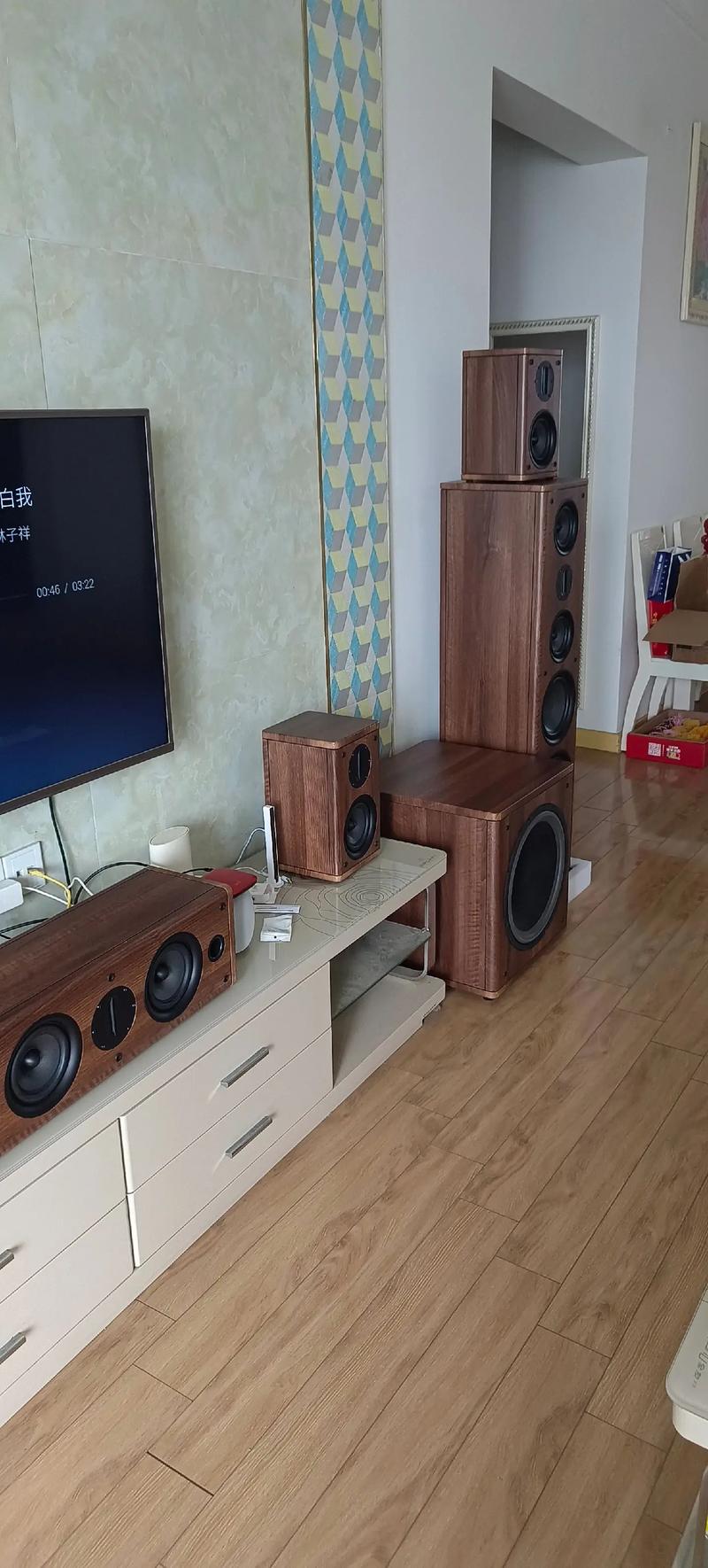 我操美女同桌的相关介绍