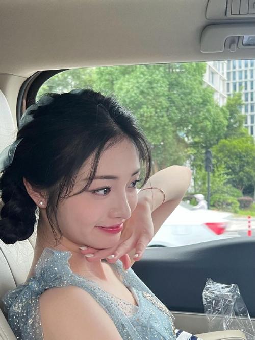 亚洲熟女少妇夜夜图的相关介绍
