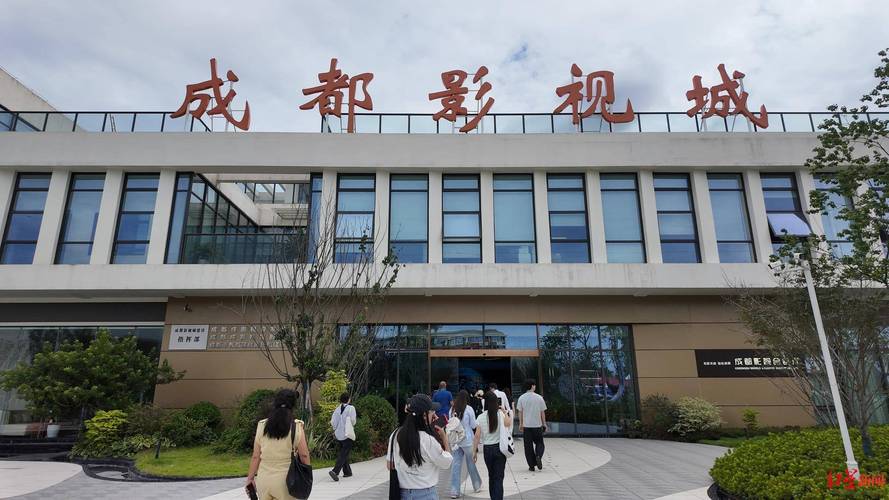 51啪影院的相关介绍